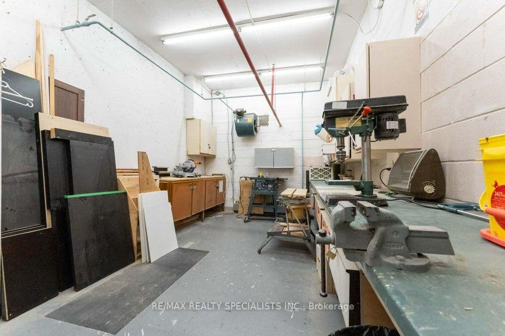 880 Dundas Street W, Unit 1106 thumbnail 41