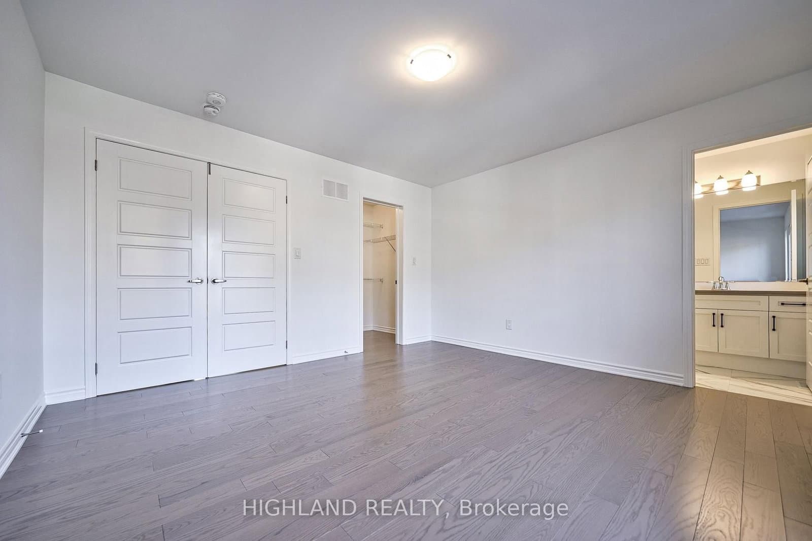 155 Settlers Road E thumbnail 26