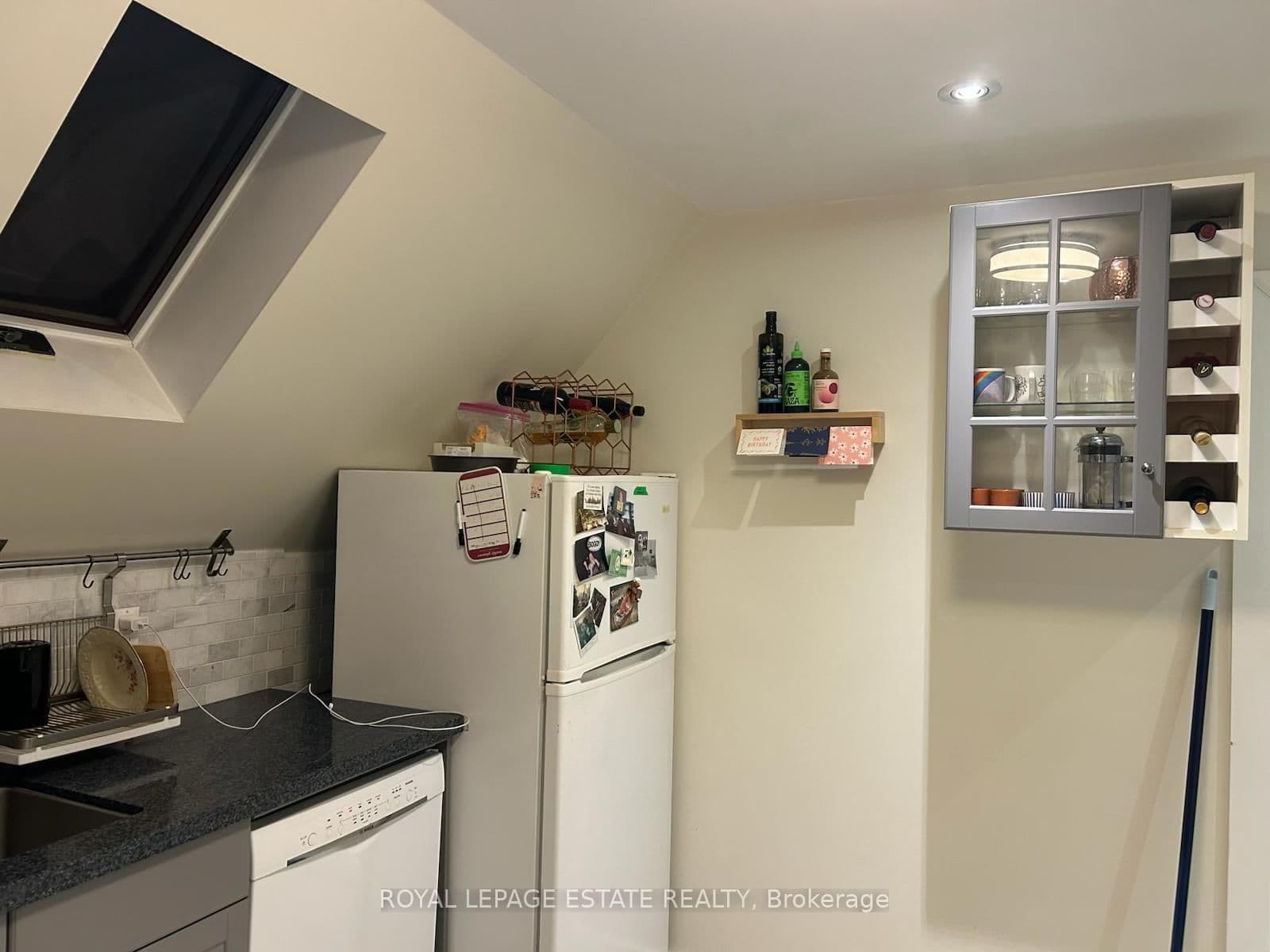 128 Mavety Street, Unit 3 thumbnail 45