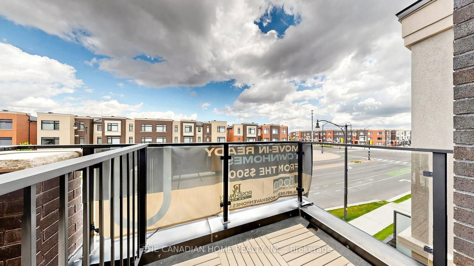 35 Romilly Avenue, Unit 18 thumbnail 12