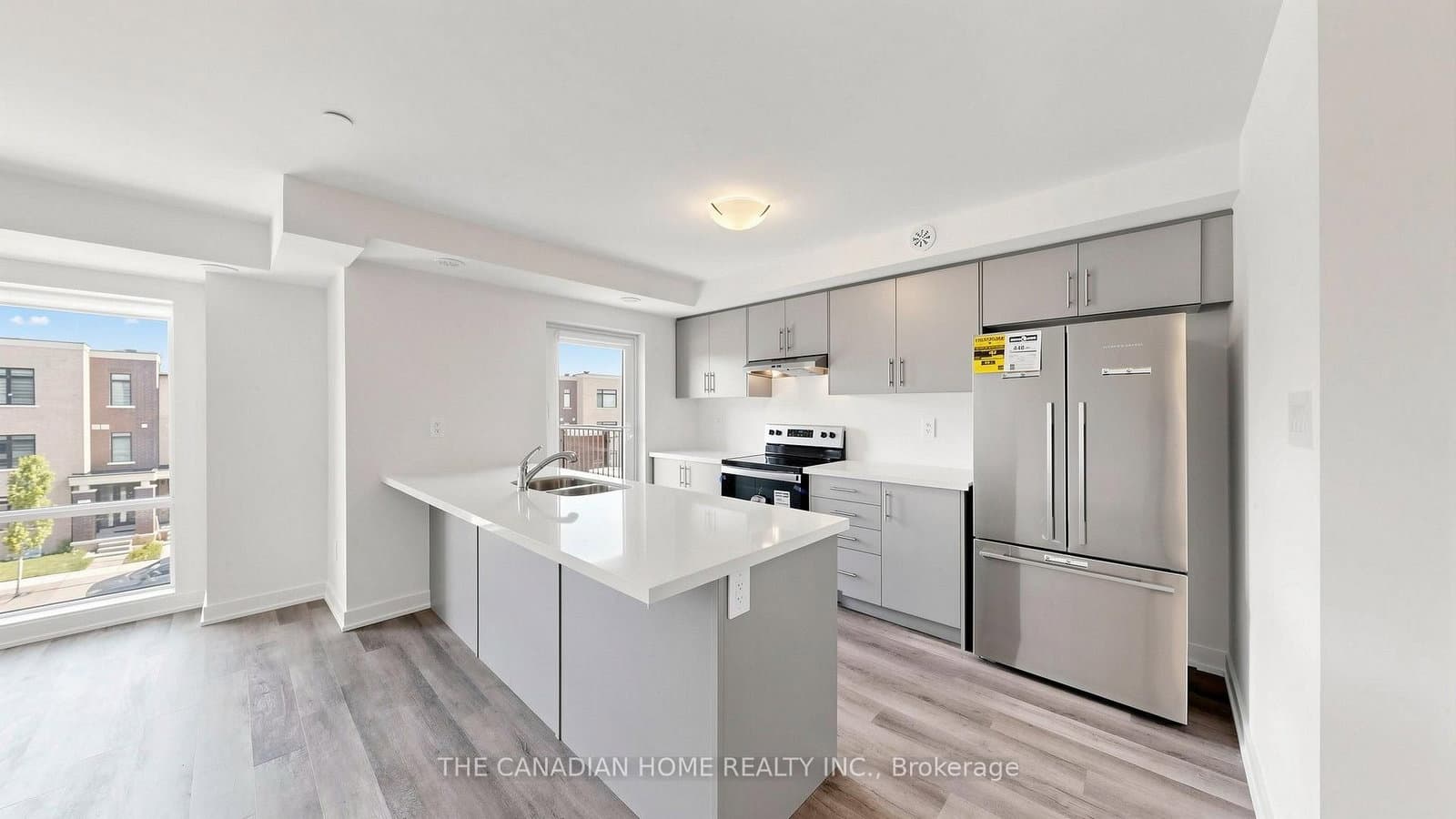 45 Romilly Avenue, Unit 4 thumbnail 15