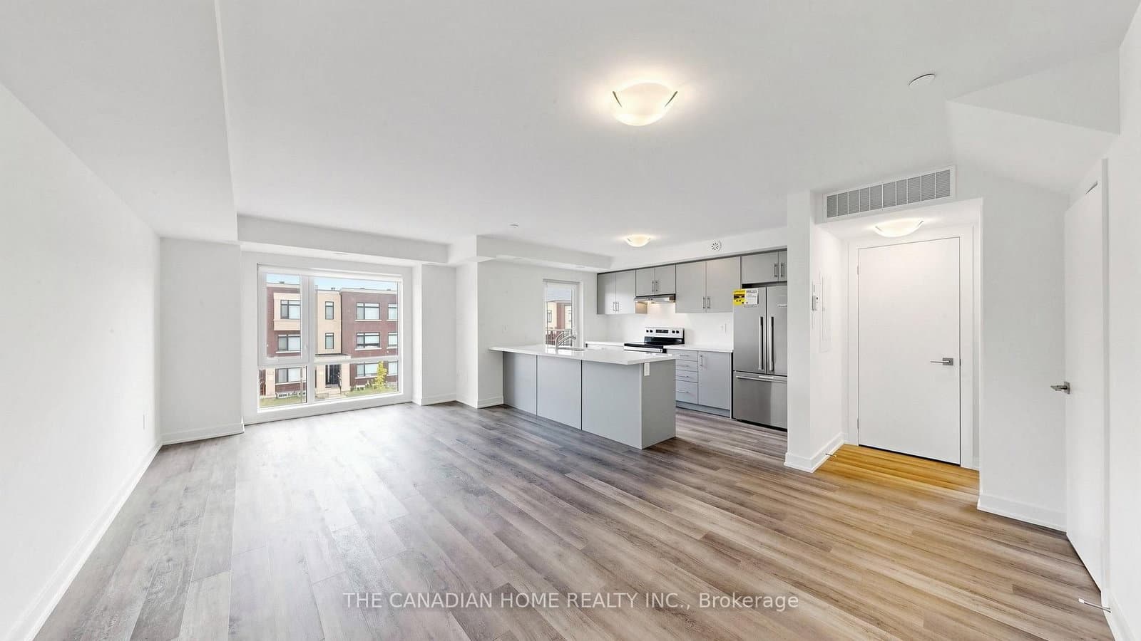 45 Romilly Avenue, Unit 4 thumbnail 6