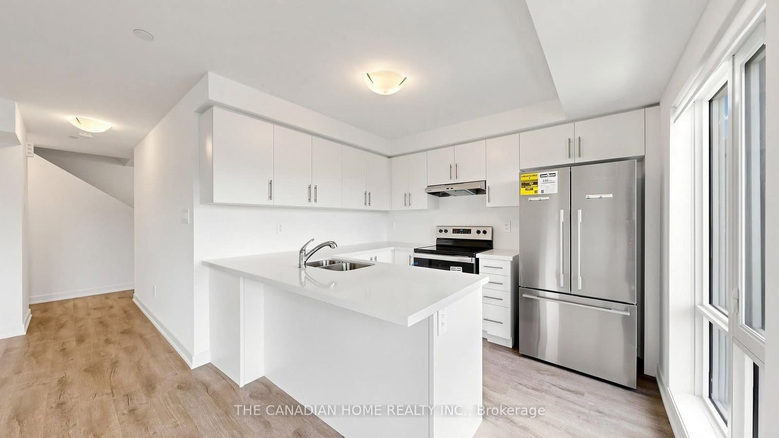45 Romilly Avenue, Unit 7 thumbnail 10