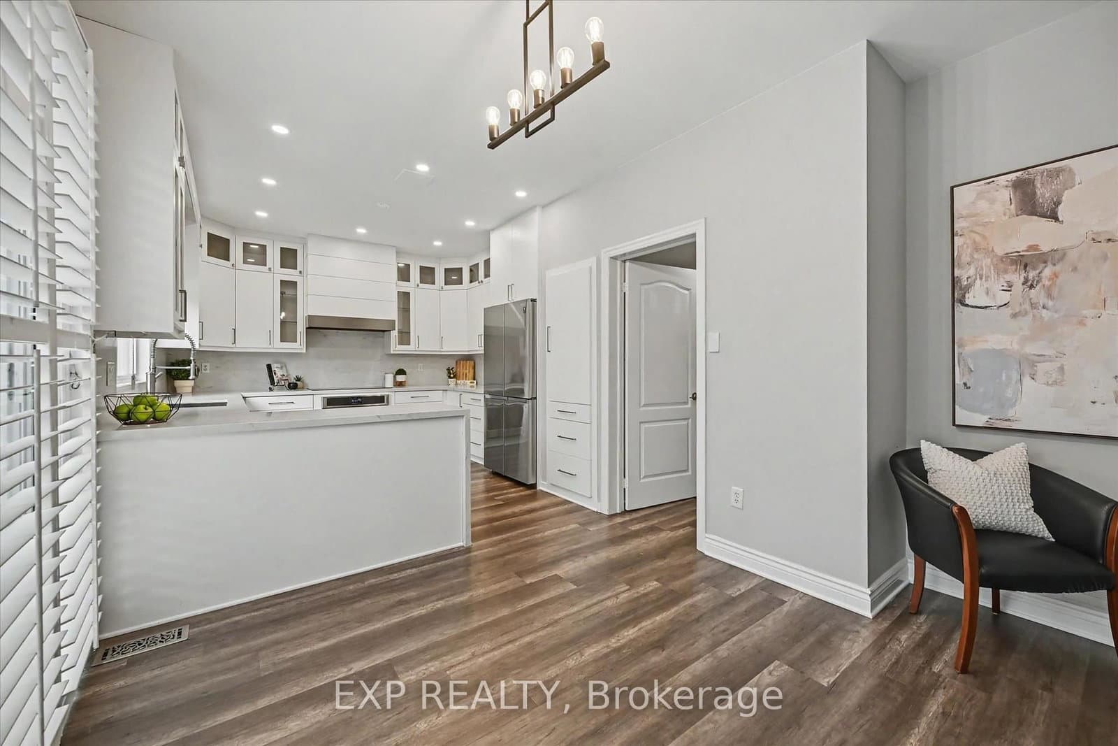 2376 Oakhaven Drive thumbnail 13