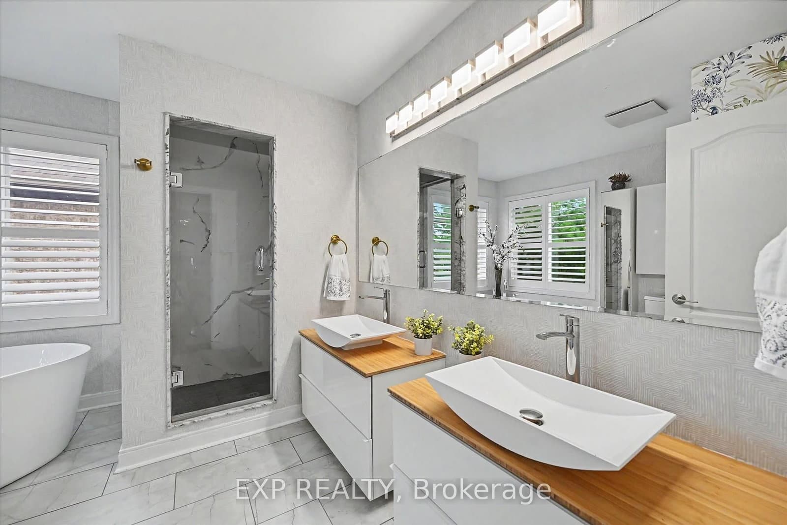 2376 Oakhaven Drive thumbnail 25