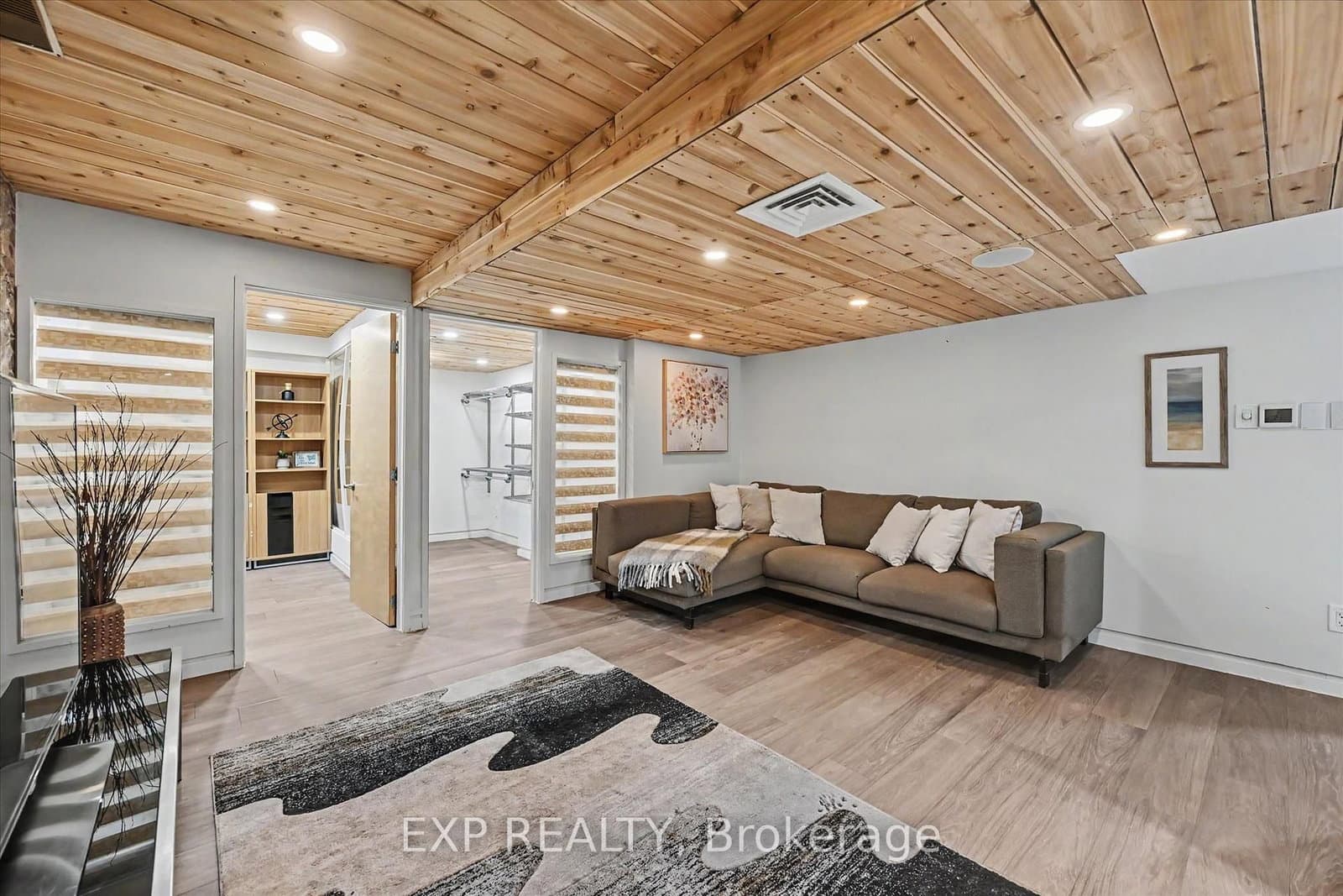 2376 Oakhaven Drive thumbnail 33
