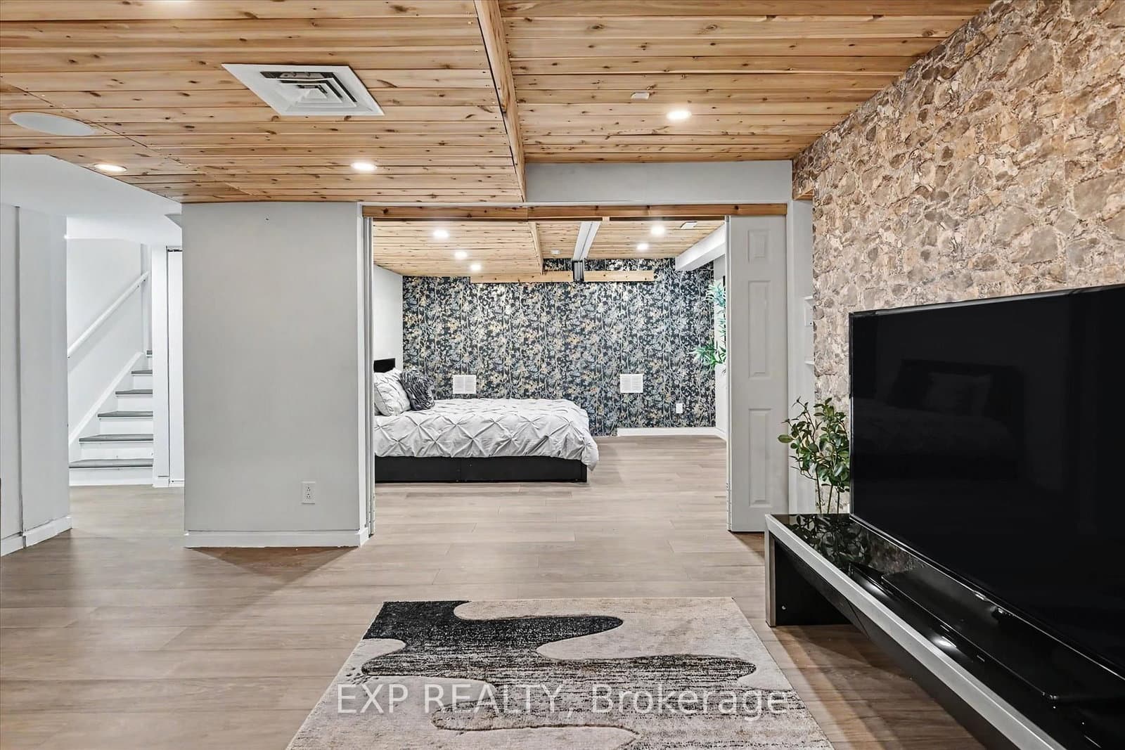 2376 Oakhaven Drive thumbnail 34