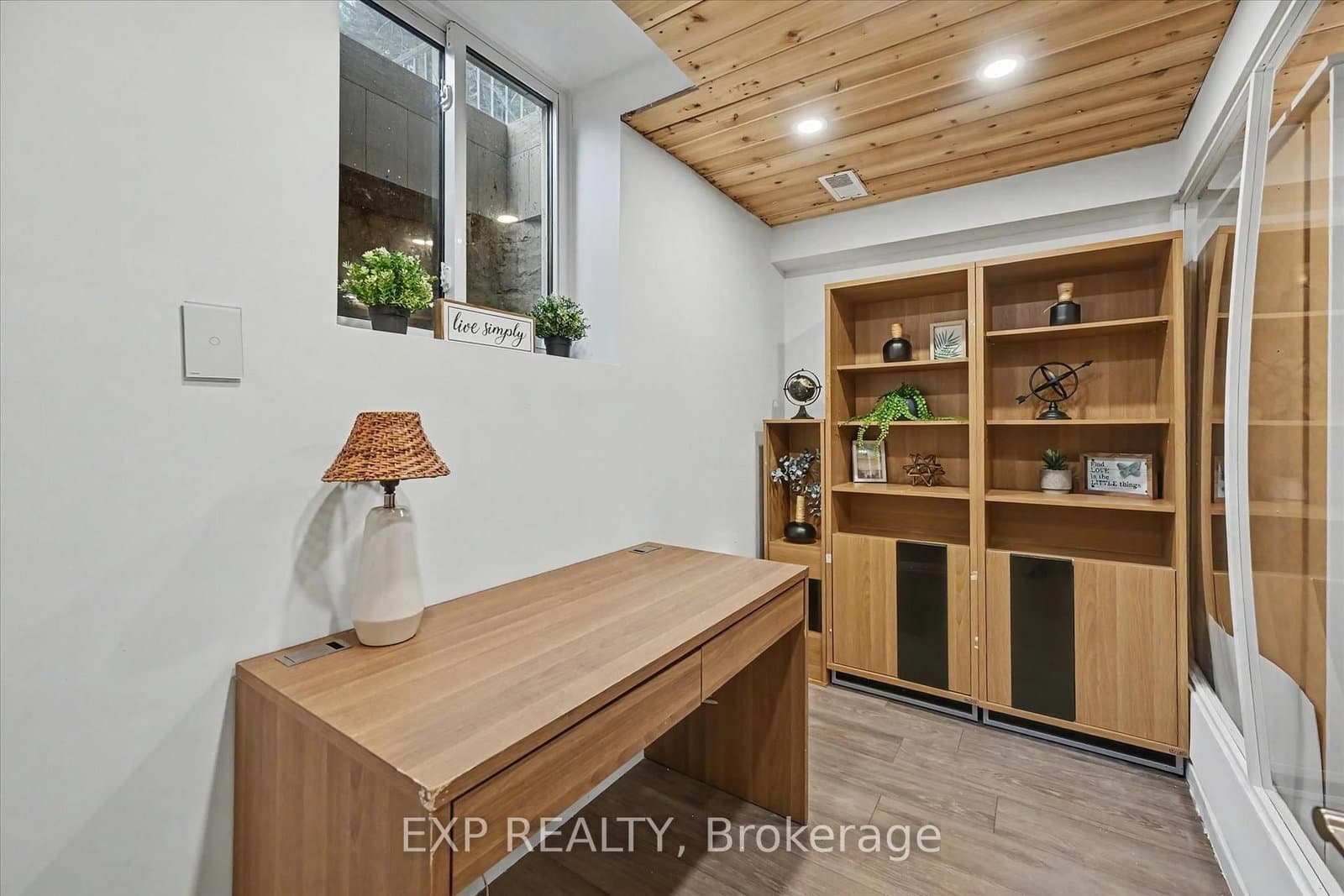 2376 Oakhaven Drive thumbnail 37