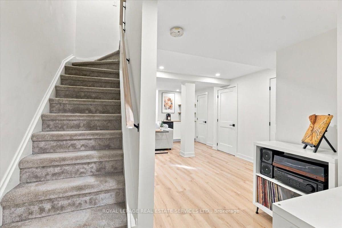 2970 Berwick Drive, Unit 3 thumbnail 26