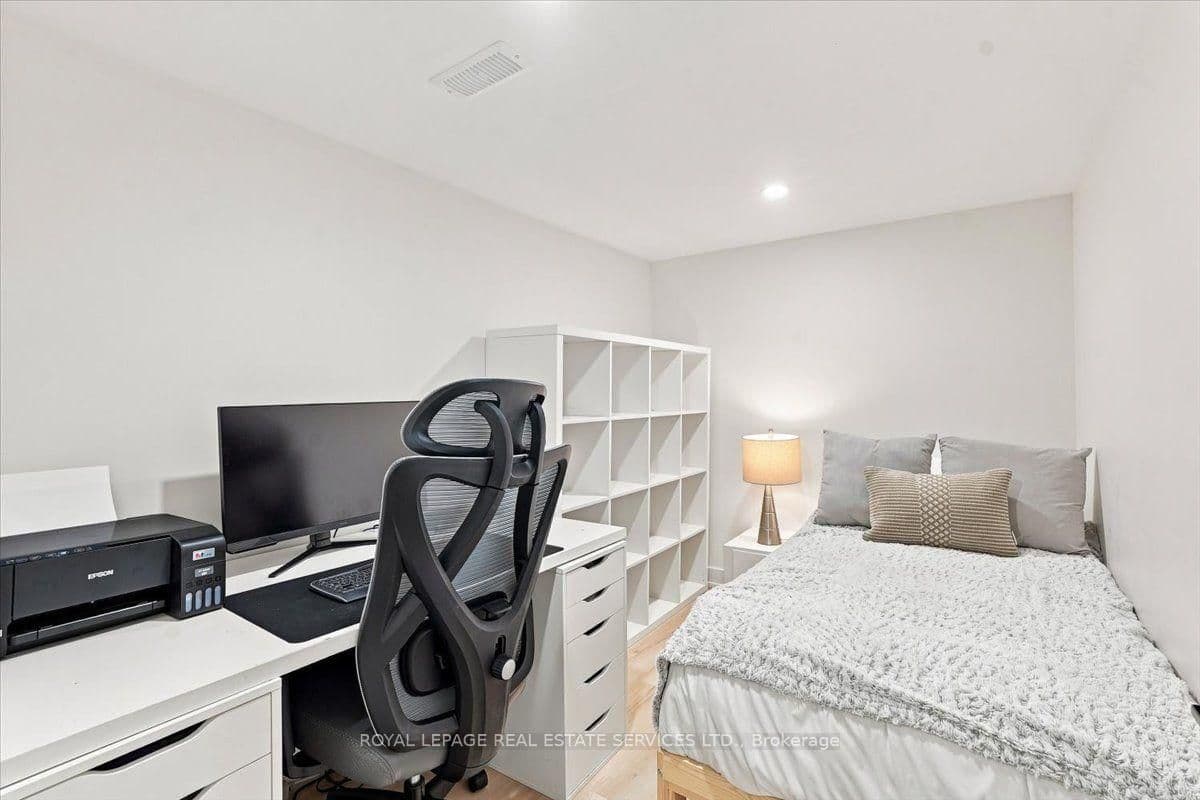 2970 Berwick Drive, Unit 3 thumbnail 31