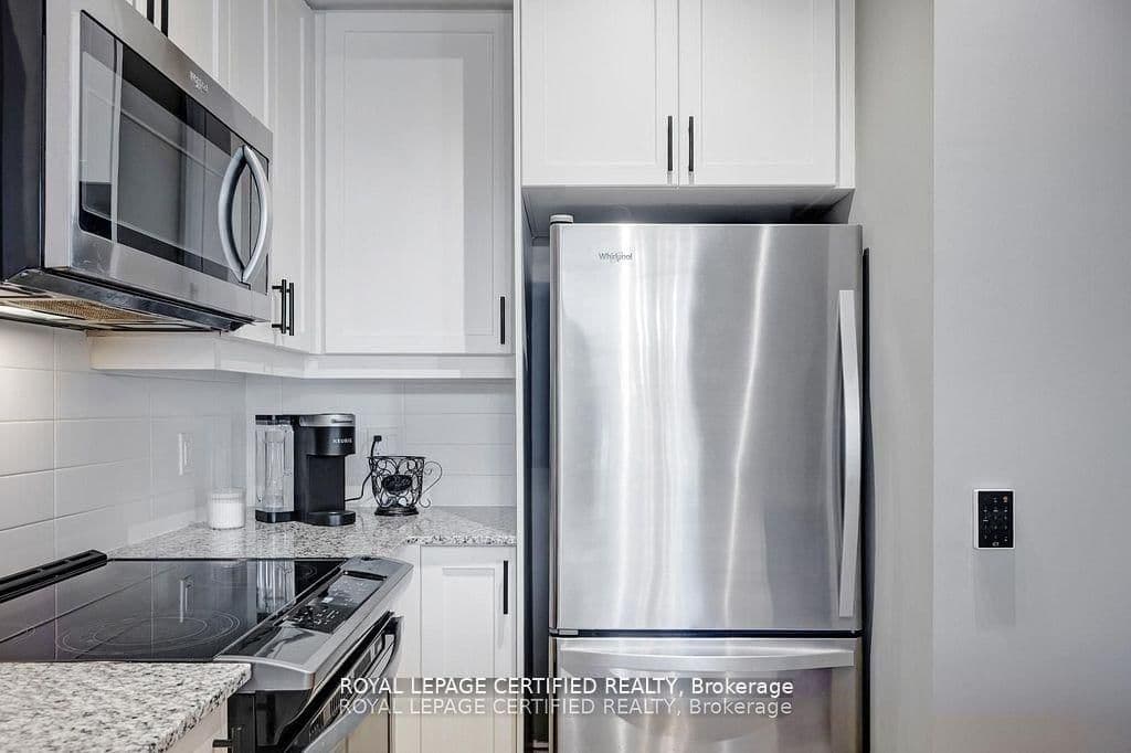 1050 Main Street E, Unit 114 thumbnail 11