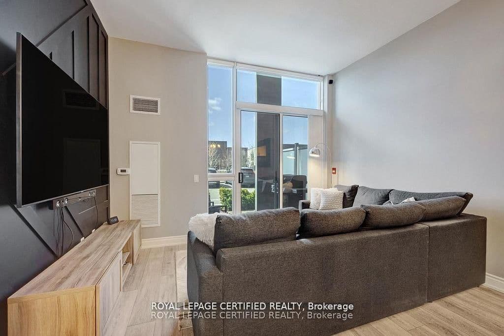 1050 Main Street E, Unit 114 thumbnail 16