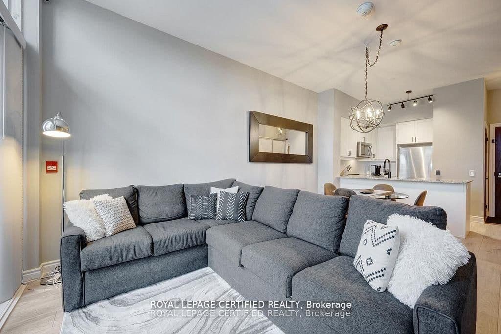 1050 Main Street E, Unit 114 thumbnail 18