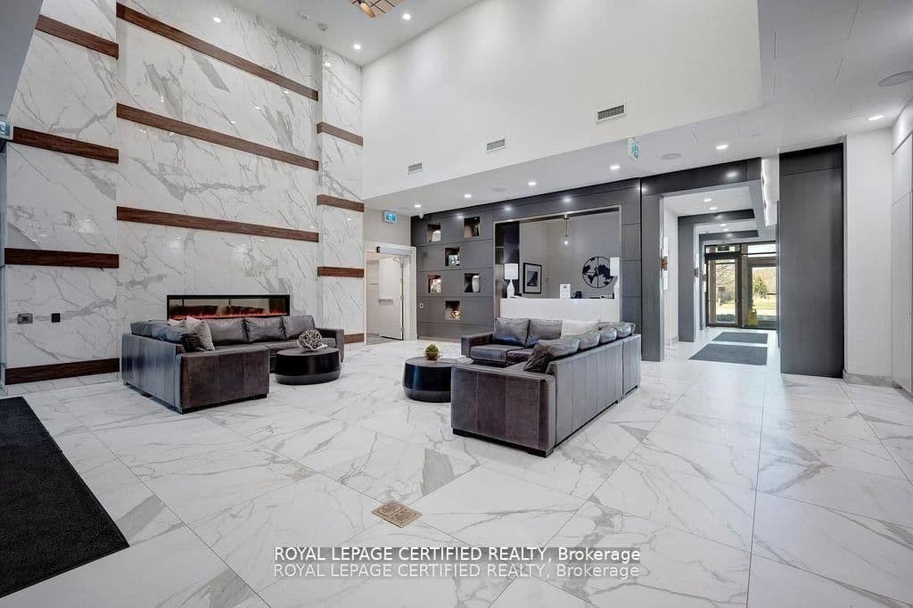 1050 Main Street E, Unit 114 thumbnail 2