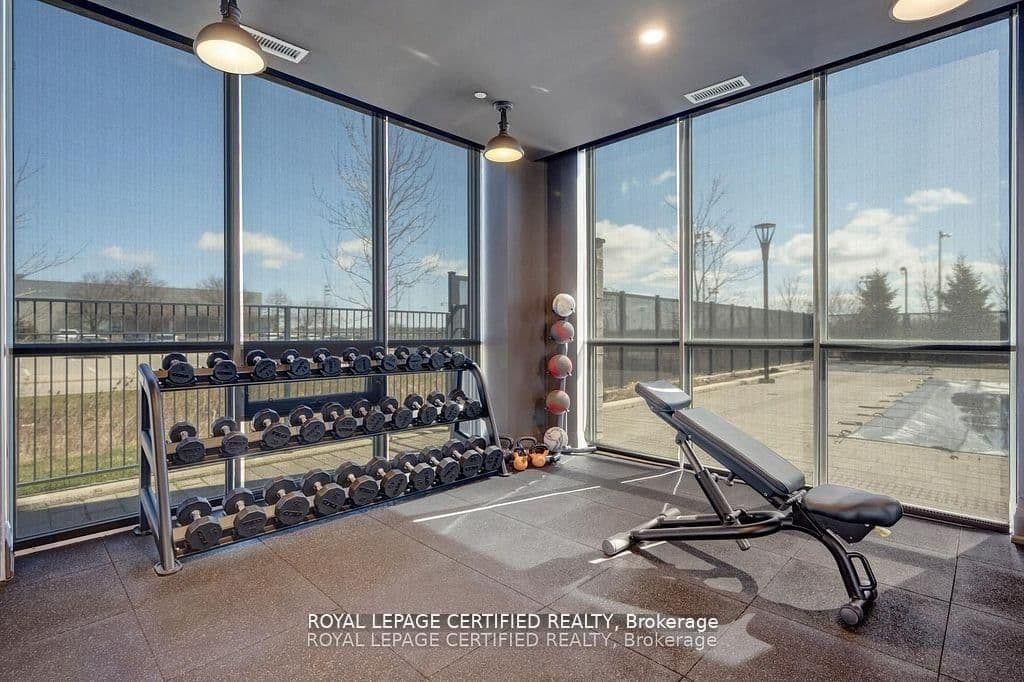 1050 Main Street E, Unit 114 thumbnail 35