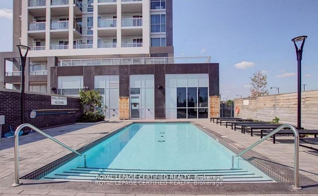 1050 Main Street E, Unit 114 thumbnail 36