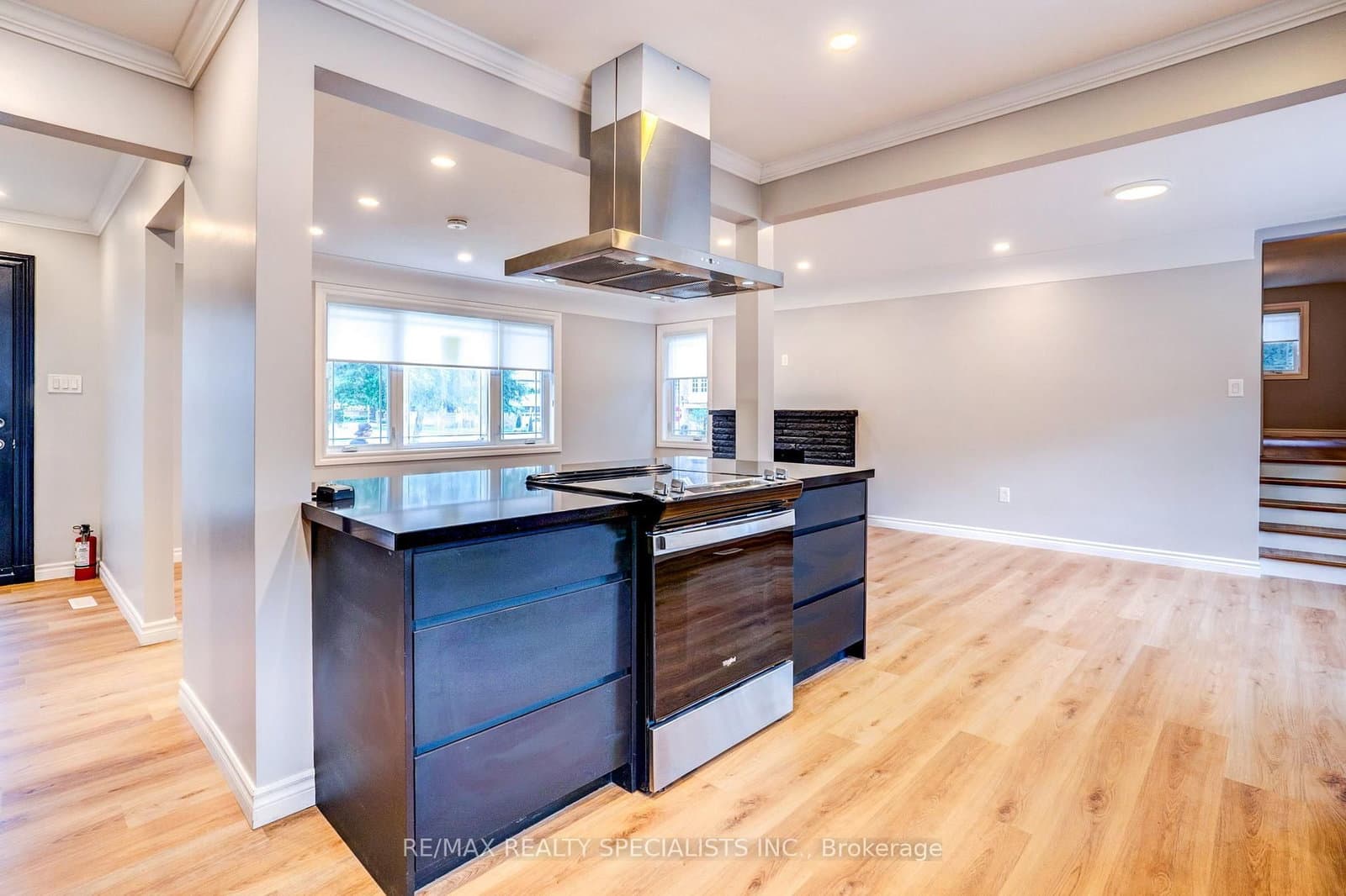 454 Mayzel Road, Unit MAIN thumbnail 11