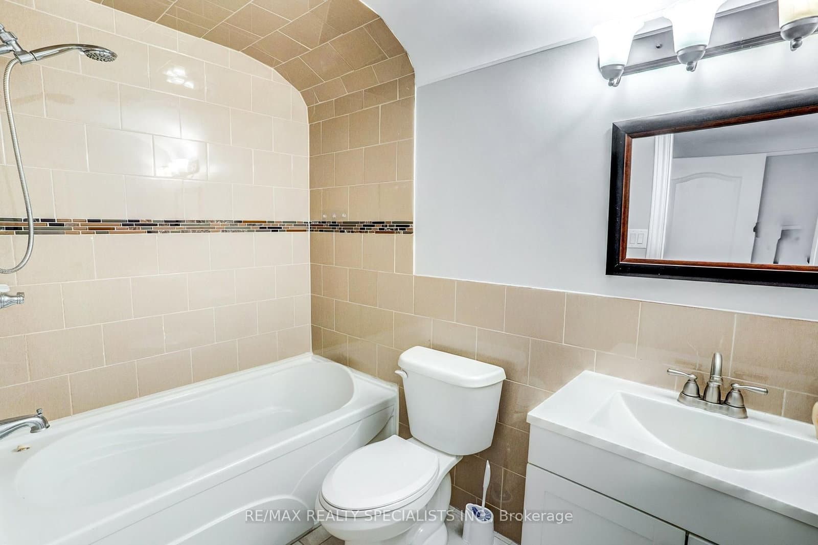 454 Mayzel Road, Unit MAIN thumbnail 17