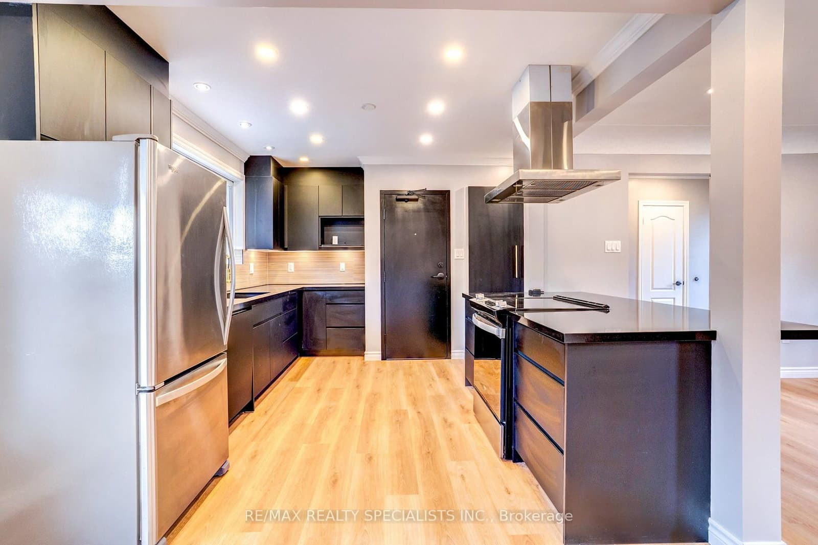 454 Mayzel Road, Unit MAIN thumbnail 3
