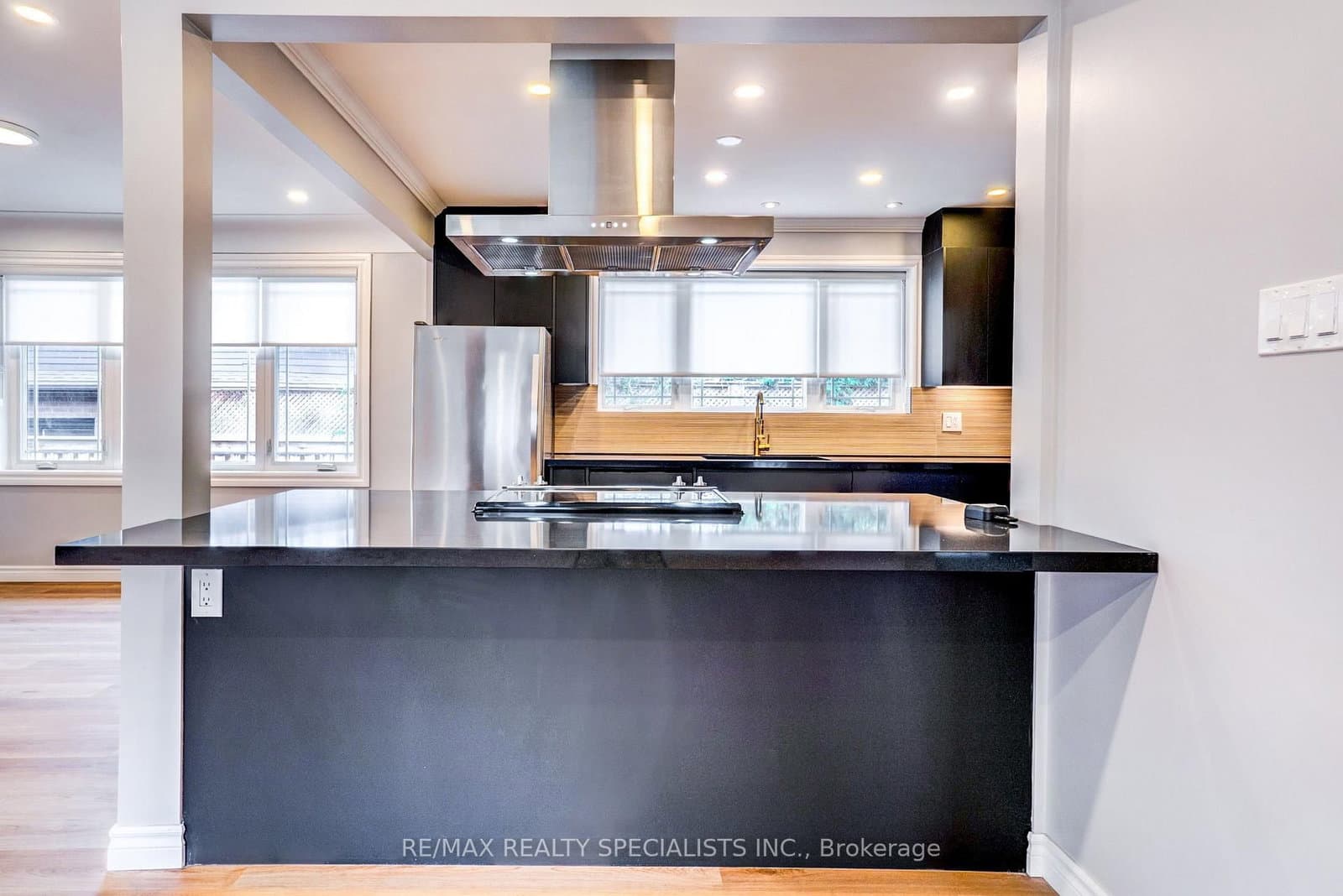 454 Mayzel Road, Unit MAIN thumbnail 8