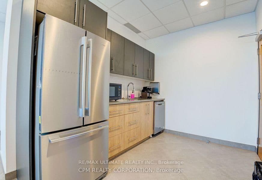 3485 Rebecca Street, Unit 206 thumbnail 10