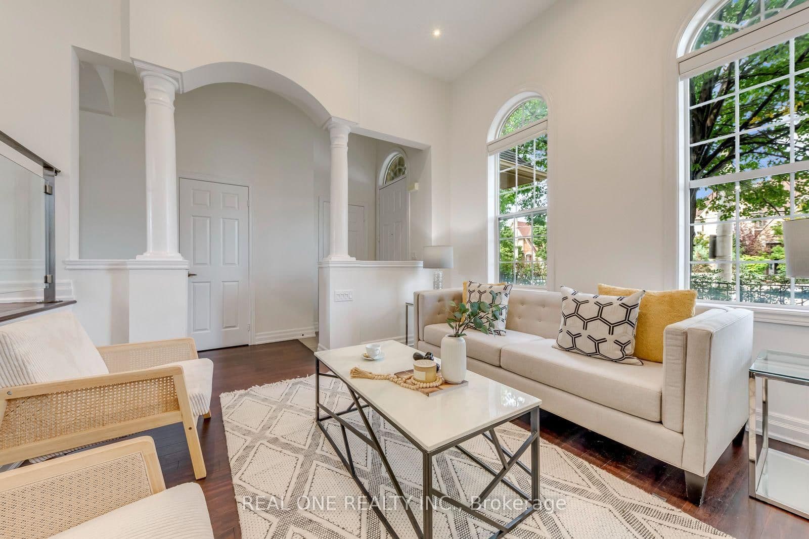 3486 Eglinton Avenue W thumbnail 9