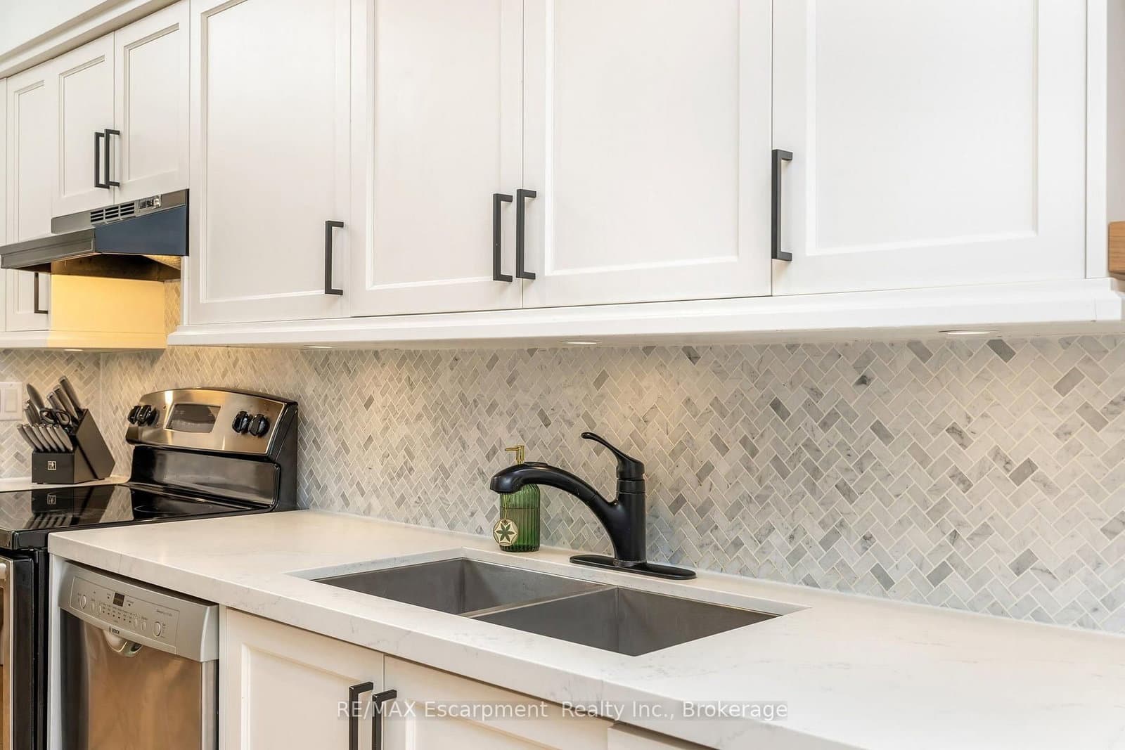 2110 Cleaver Avenue, Unit 218 thumbnail 15