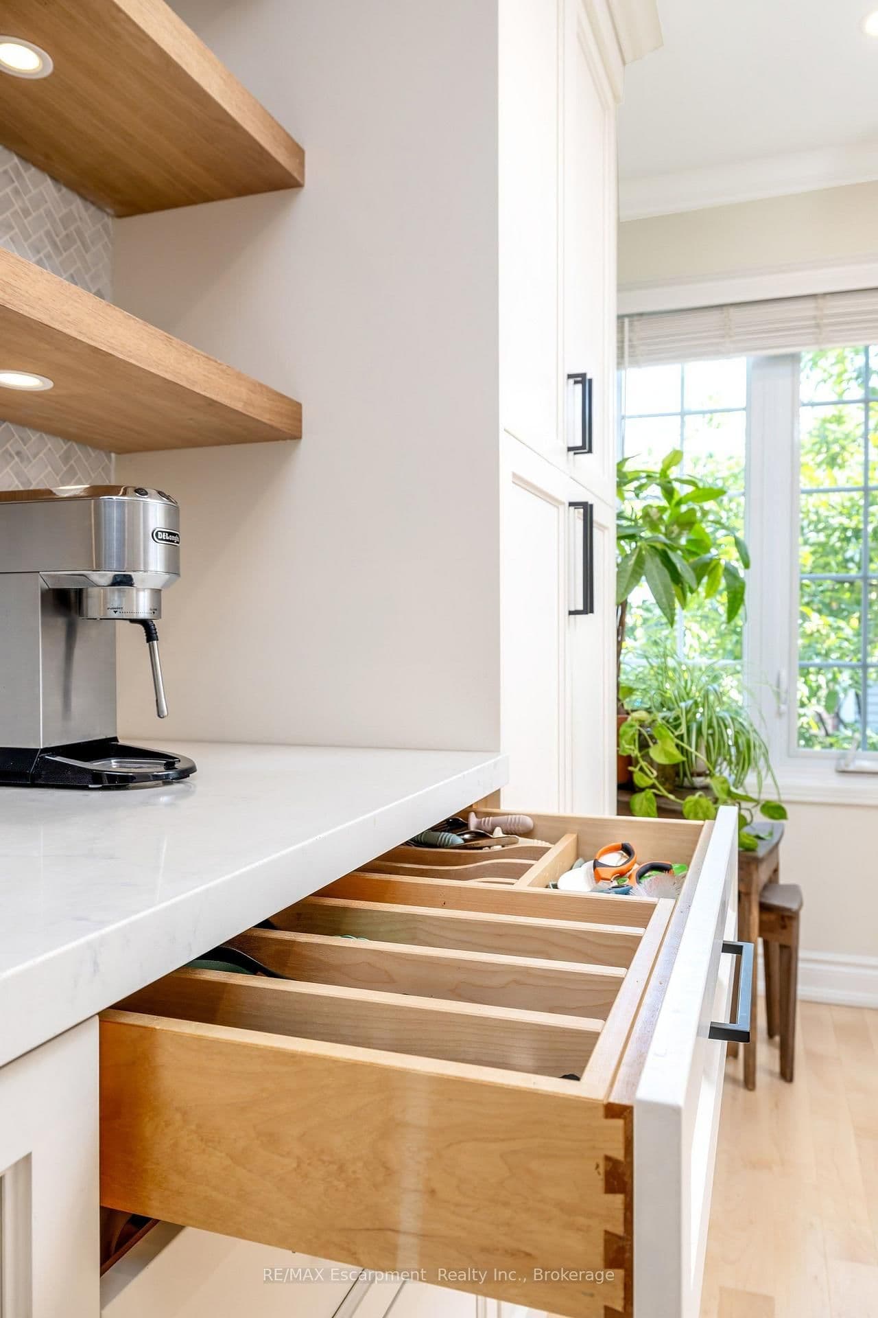 2110 Cleaver Avenue, Unit 218 thumbnail 17