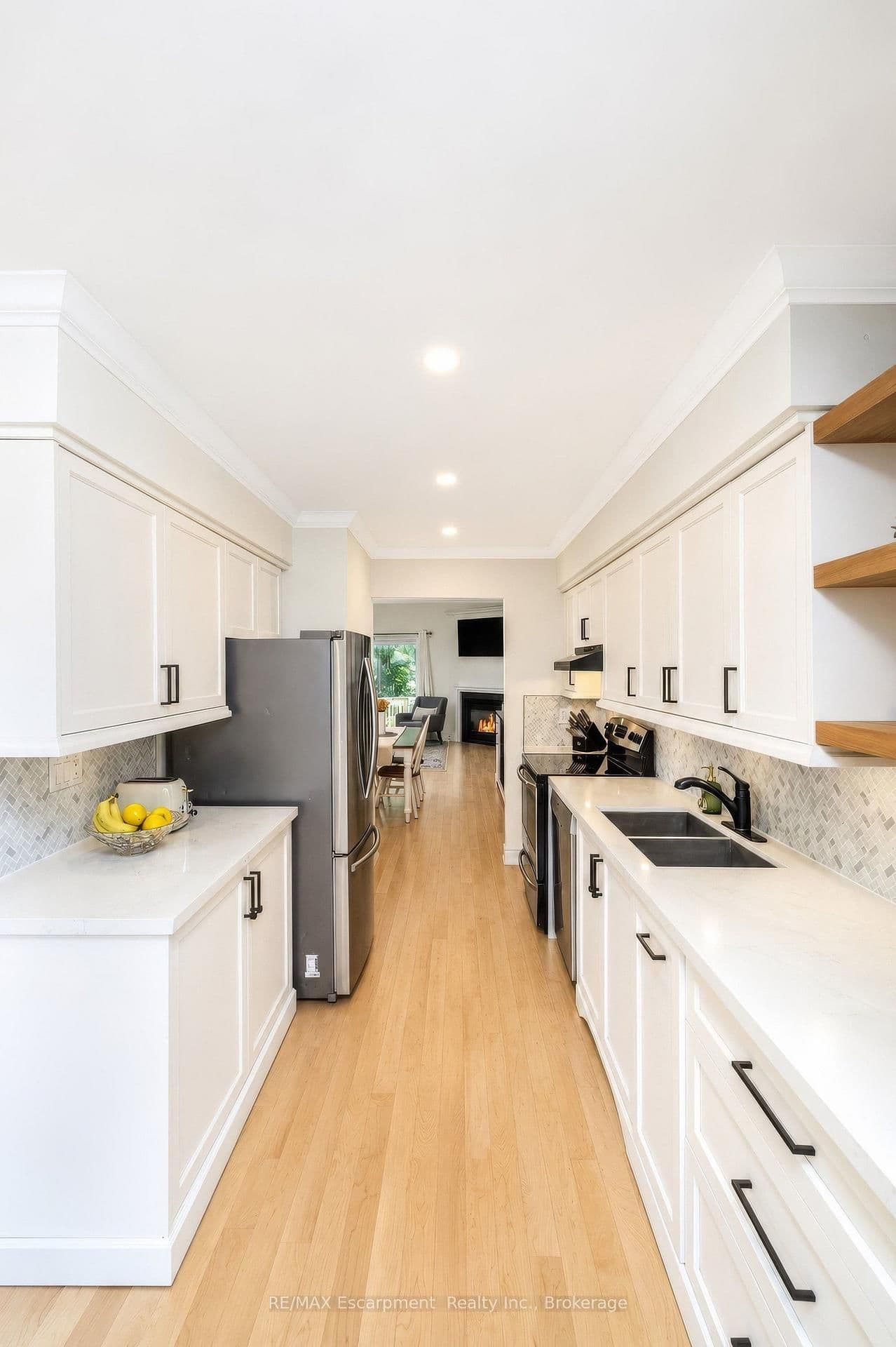 2110 Cleaver Avenue, Unit 218 thumbnail 19