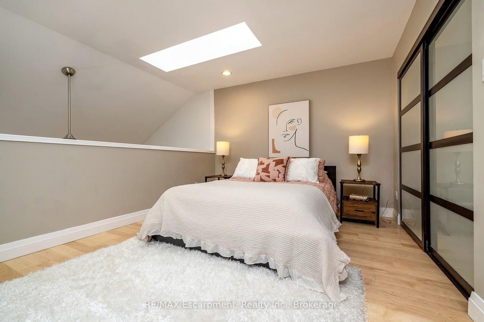 2110 Cleaver Avenue, Unit 218 thumbnail 22