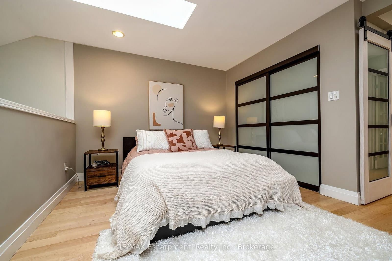 2110 Cleaver Avenue, Unit 218 thumbnail 24