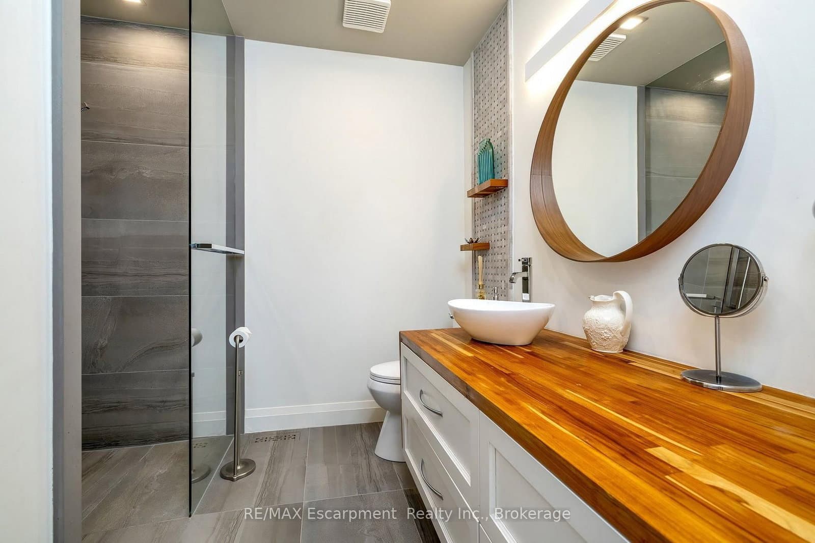 2110 Cleaver Avenue, Unit 218 thumbnail 28
