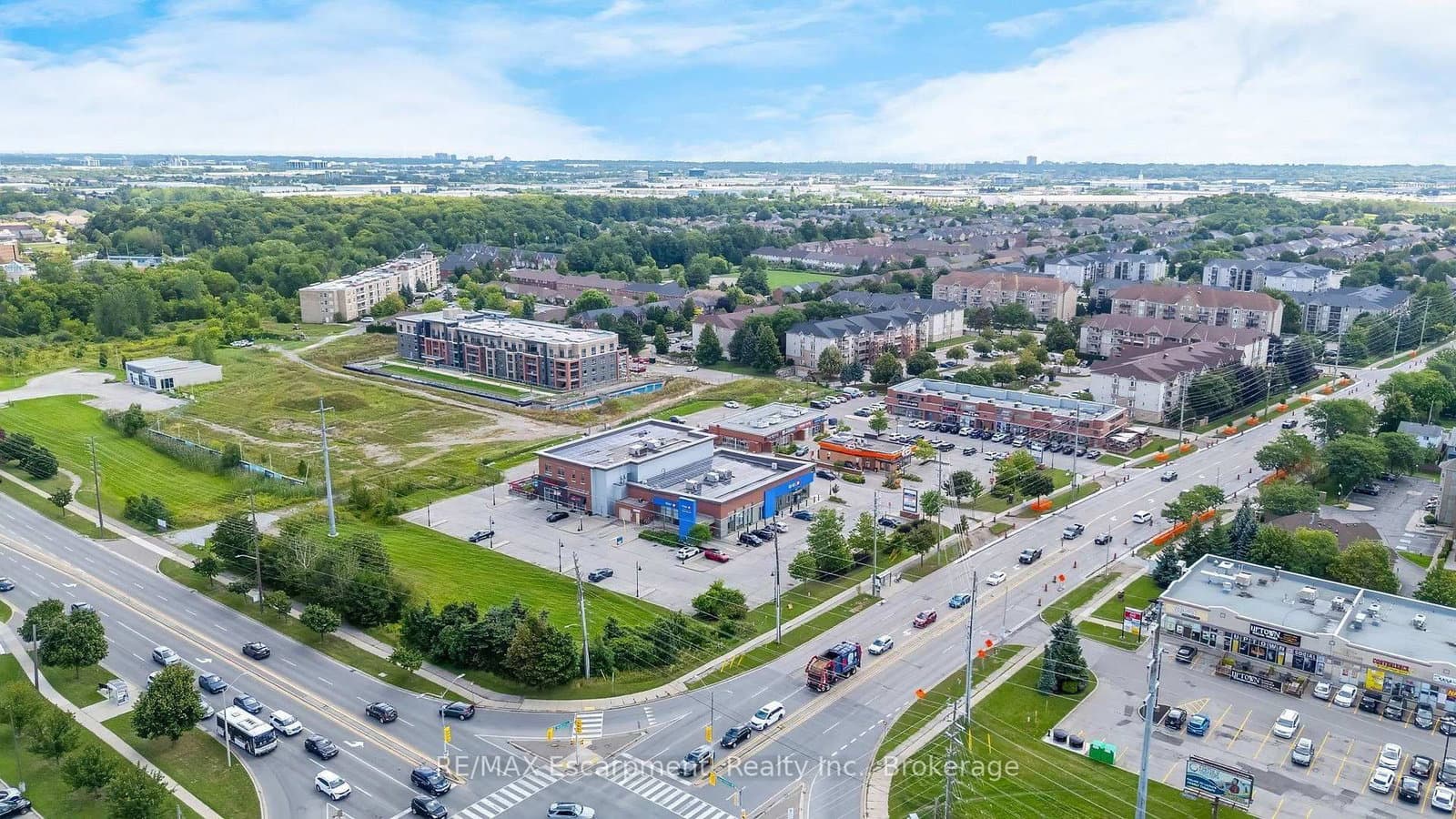 2110 Cleaver Avenue, Unit 218 thumbnail 41