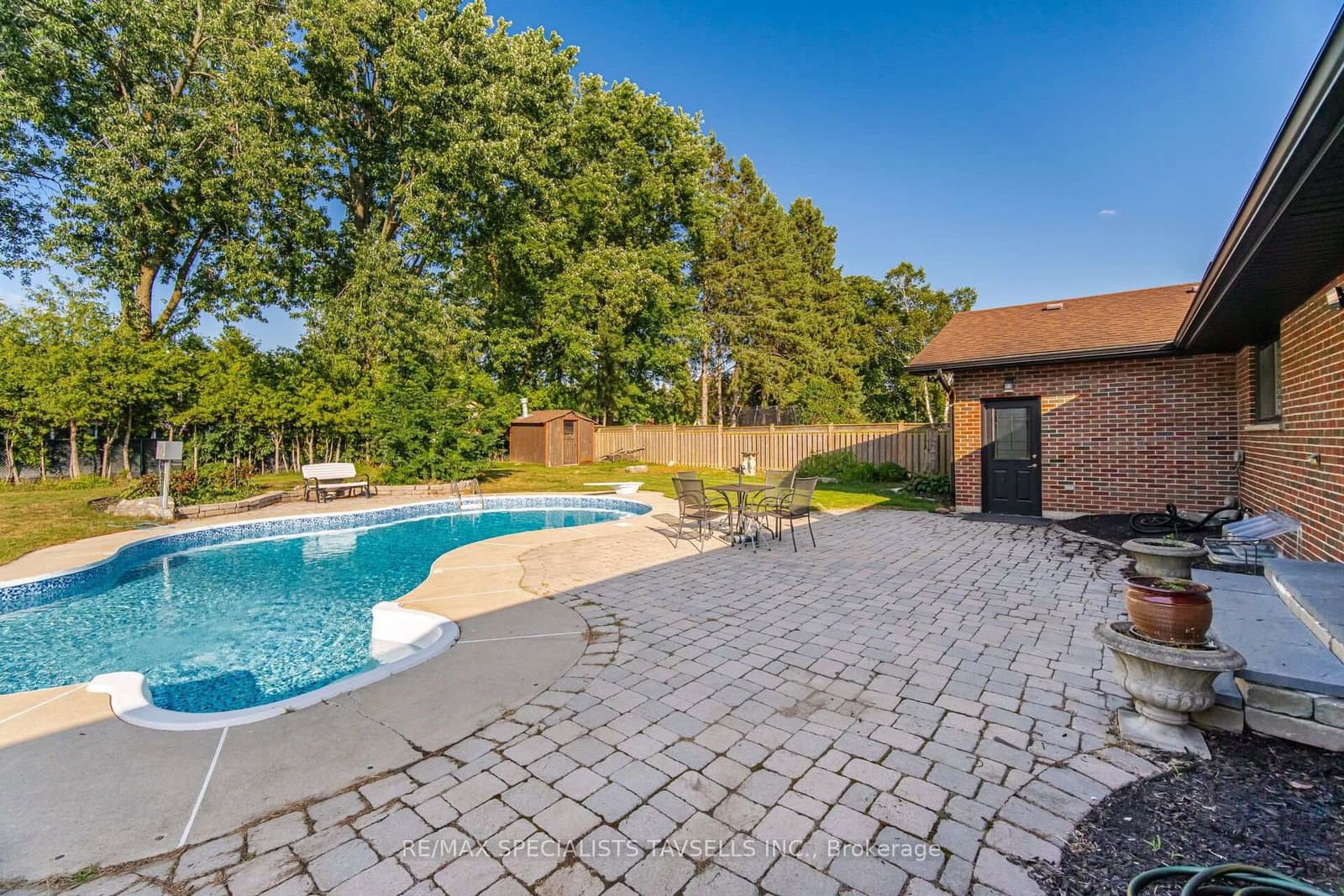 6 Maple Grove Road thumbnail 33