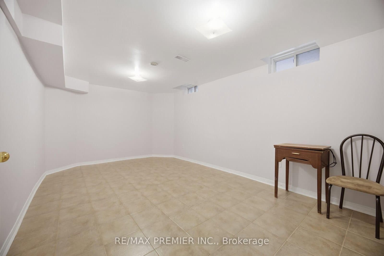 14 Crestridge Drive thumbnail 27