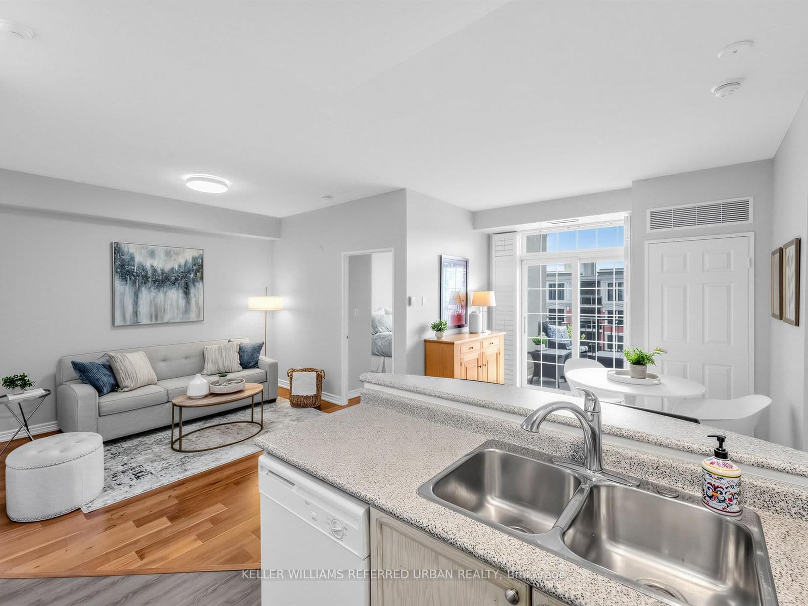 2301 Parkhaven Boulevard, Unit 406 thumbnail 13
