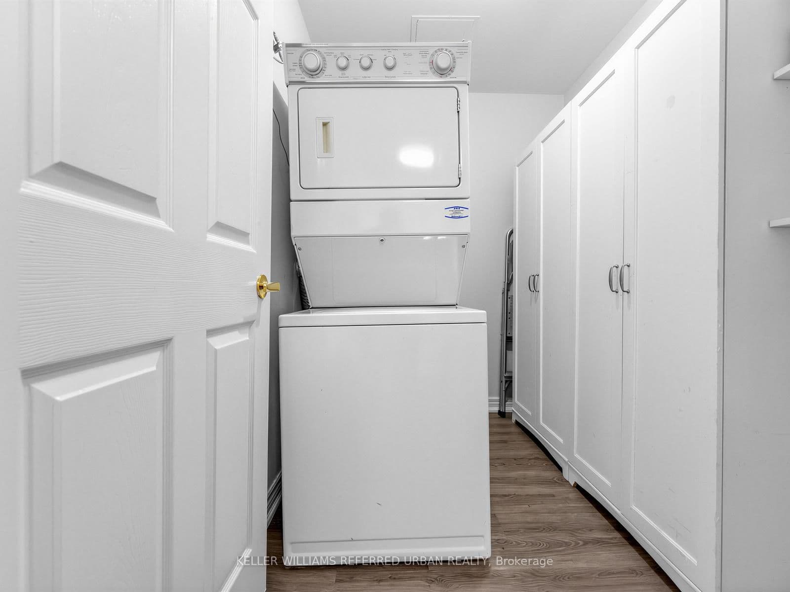 2301 Parkhaven Boulevard, Unit 406 thumbnail 27