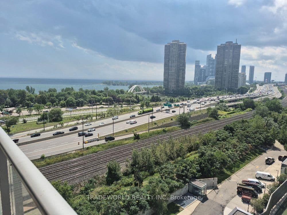 103 The Queensway, Unit 1107 thumbnail 15
