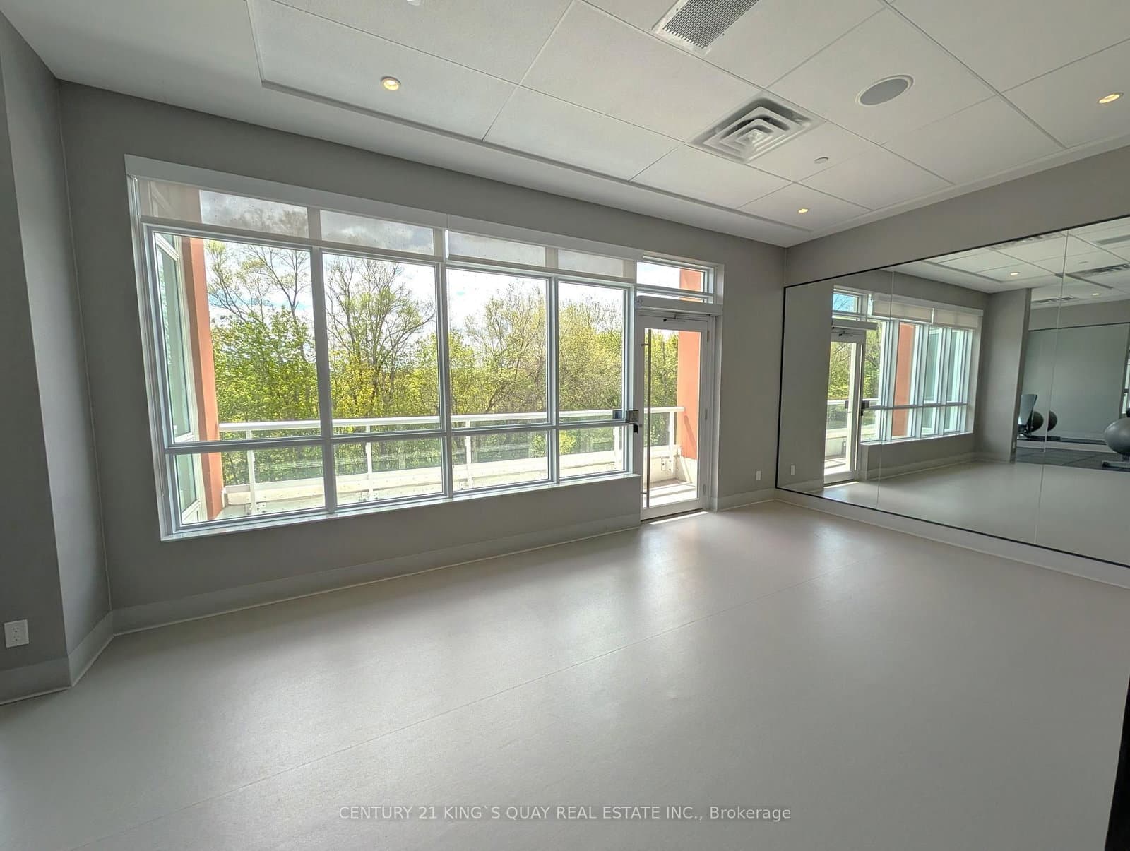 10 Wilby Crescent, Unit 907 thumbnail 18