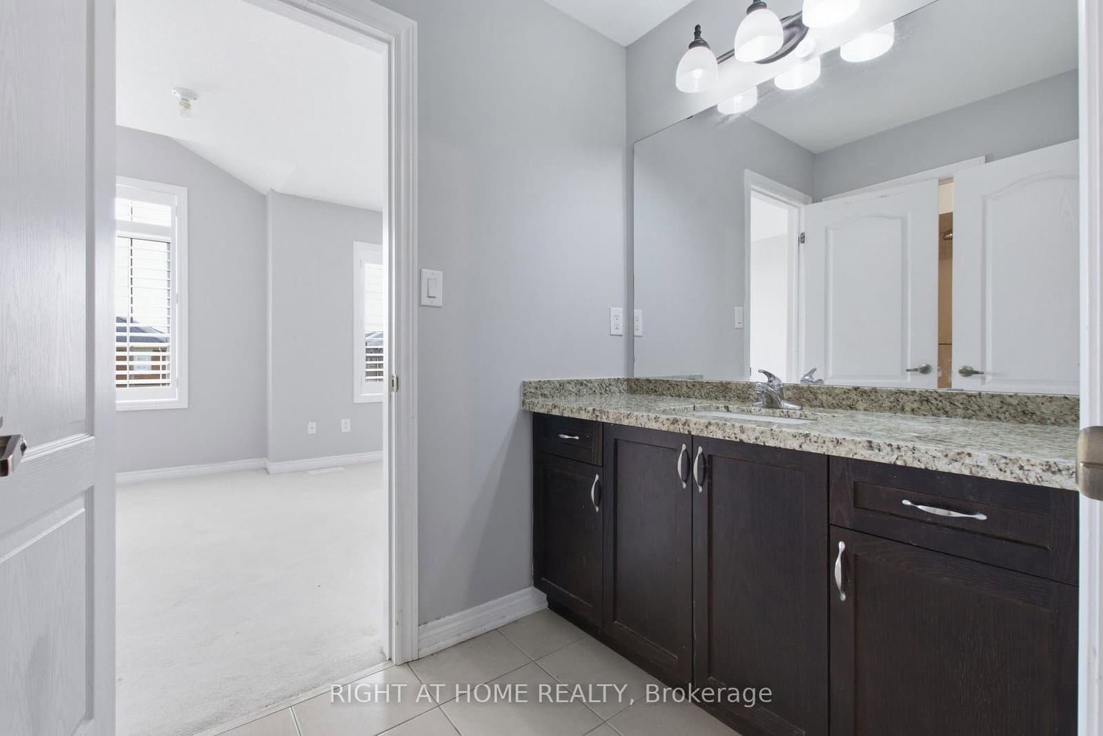 4713 Thomas Alton Boulevard thumbnail 19