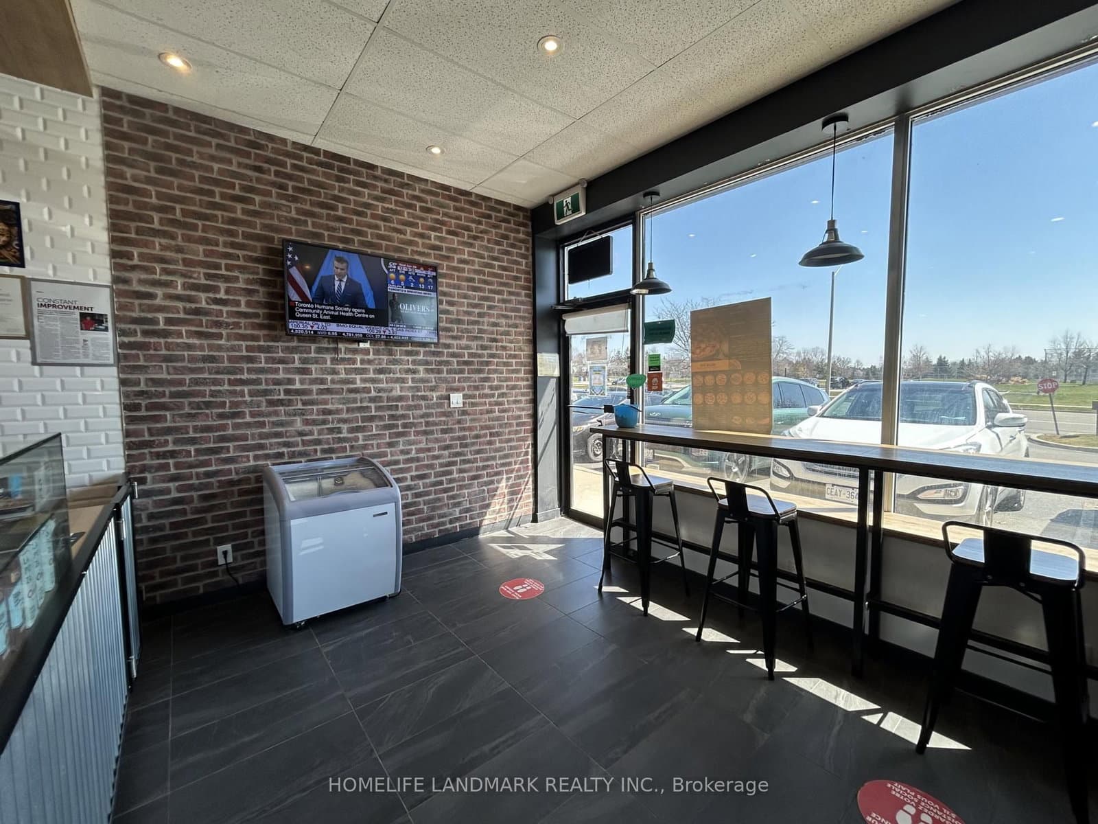 575 River Glen Boulevard, Unit 5 thumbnail 3