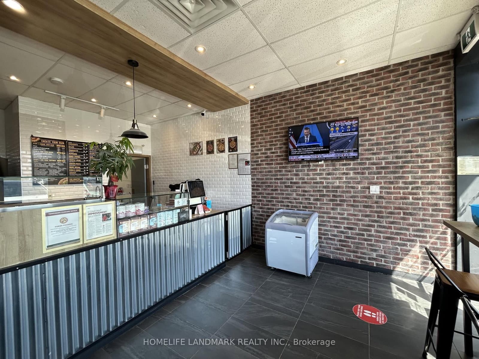 575 River Glen Boulevard, Unit 5 thumbnail 4