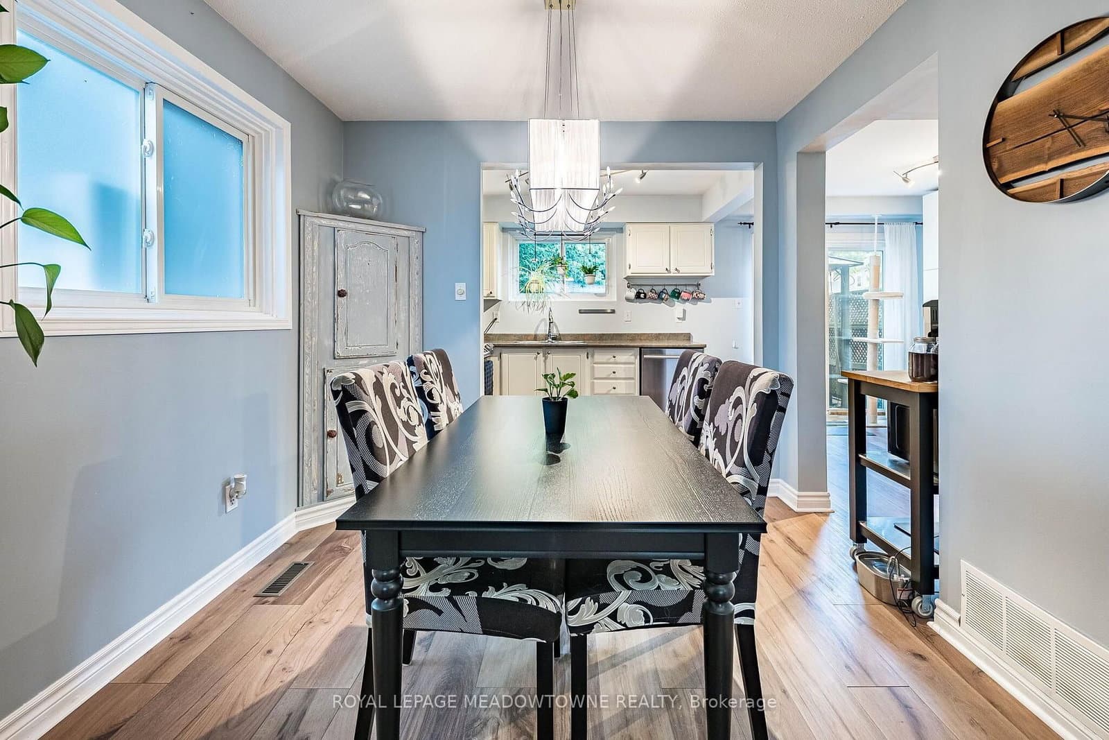 37 Salisbury Circle thumbnail 15