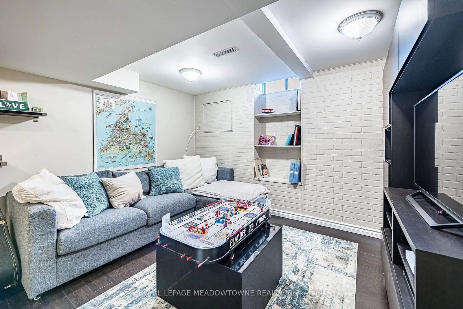 37 Salisbury Circle thumbnail 40