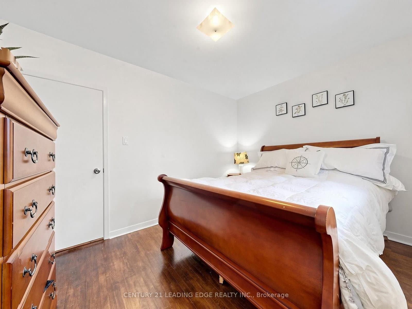 17 Tinton Crescent thumbnail 15