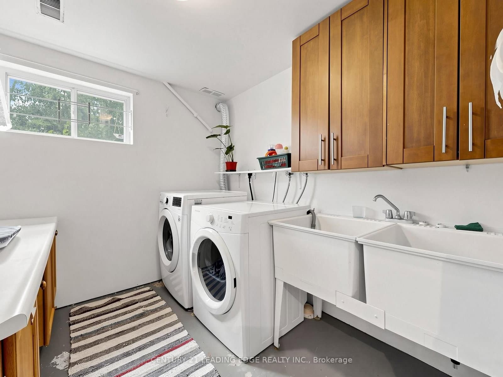 17 Tinton Crescent thumbnail 23
