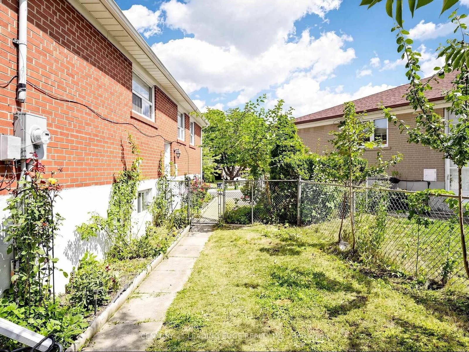 17 Tinton Crescent thumbnail 25