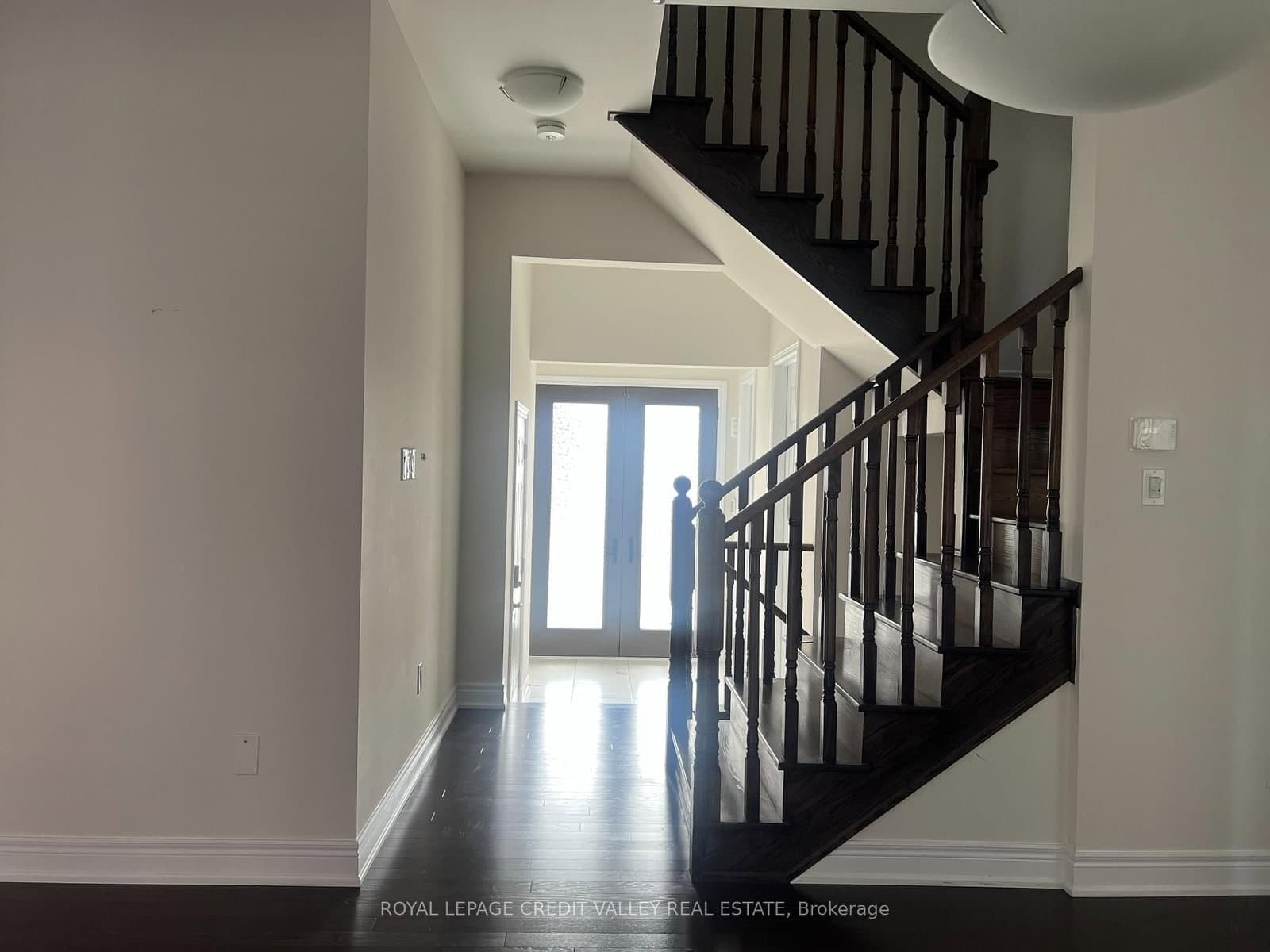 45 Kessler Drive thumbnail 5