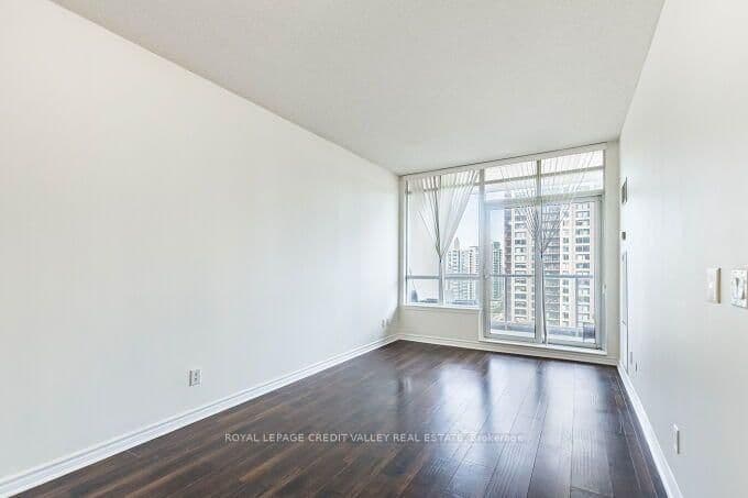 388 Prince Of Wales Drive, Unit 1706 thumbnail 14
