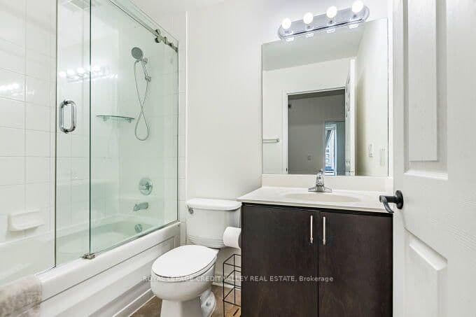 388 Prince Of Wales Drive, Unit 1706 thumbnail 27